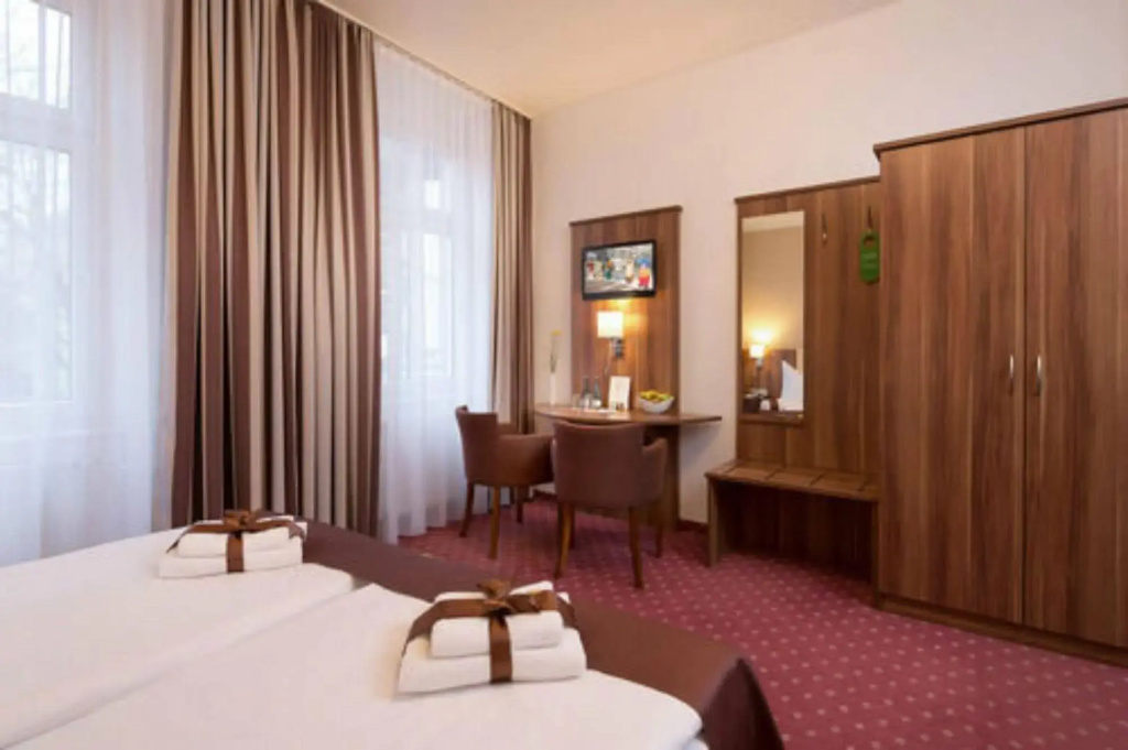 Gold Hotel - Général