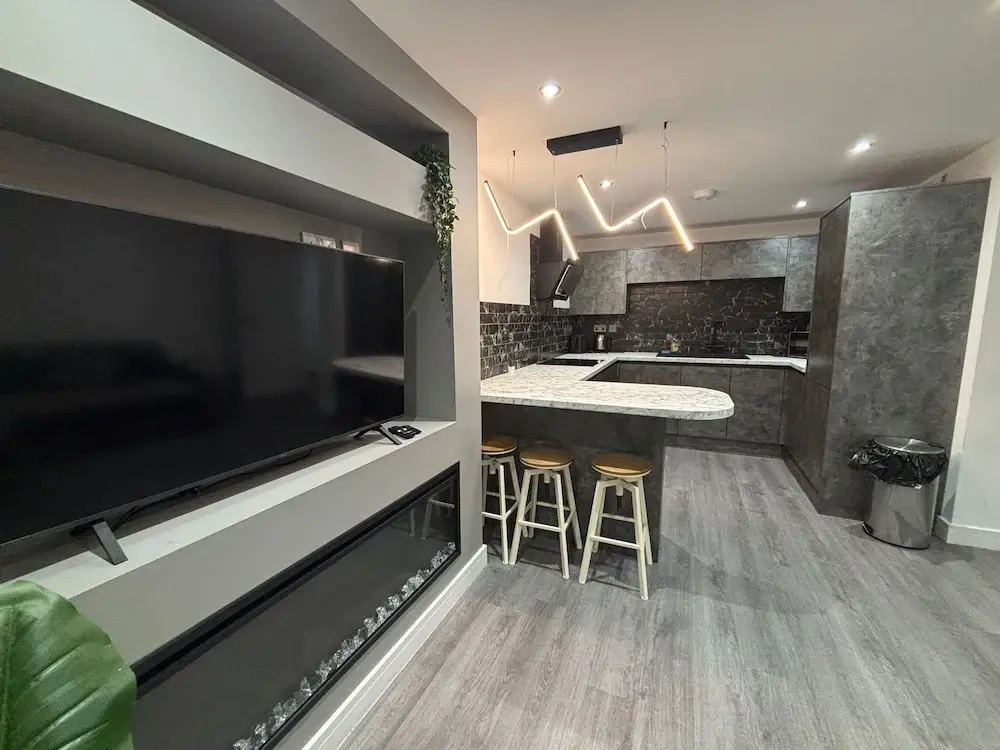 Aurora Apartments