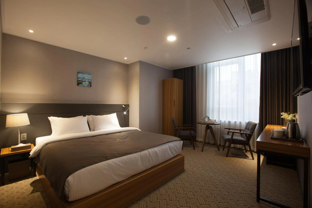 GNB Hotel — 3