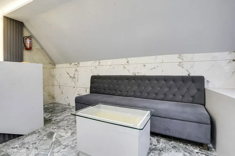FabHotel Regal Residency