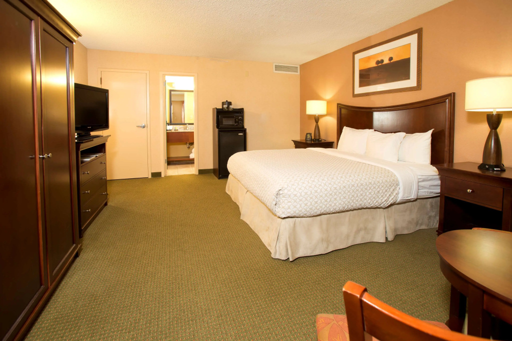 Embassy Suites by Hilton Tulsa I-44 - Général