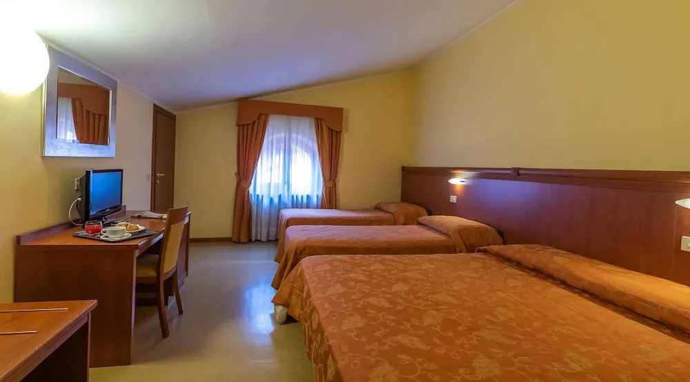 Hotel Moderno - Chambres