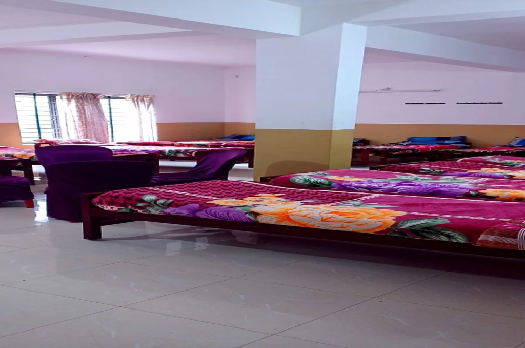Bed in Dorm
