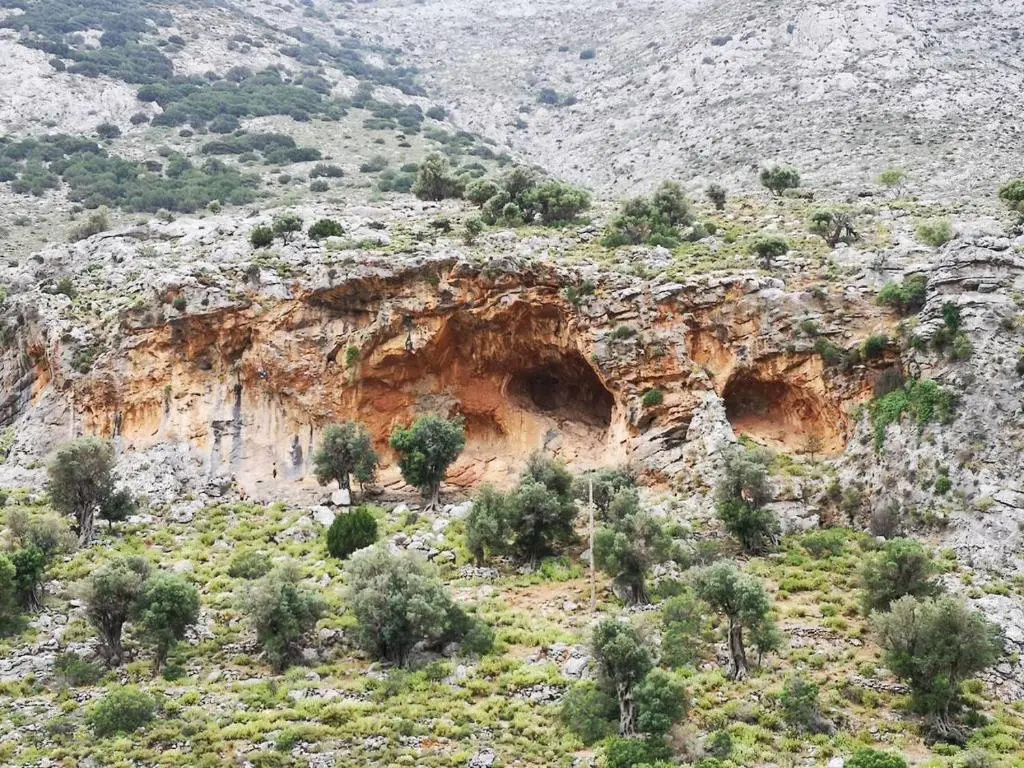 Grande Grotta Studios - Sleeps 8 - Free Parking