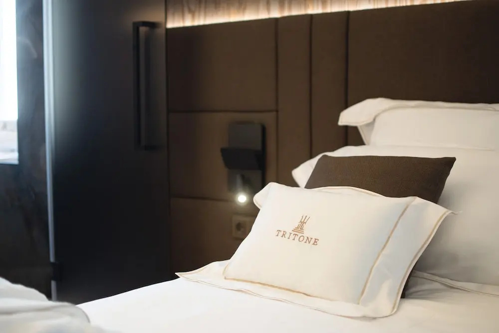Tritone Luxury Suites Fontana di Trevi — фото
