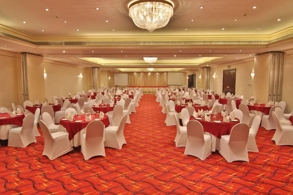 Majan Continental Hotel - Général