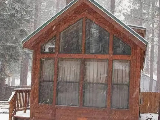 Cedar Pines Resort