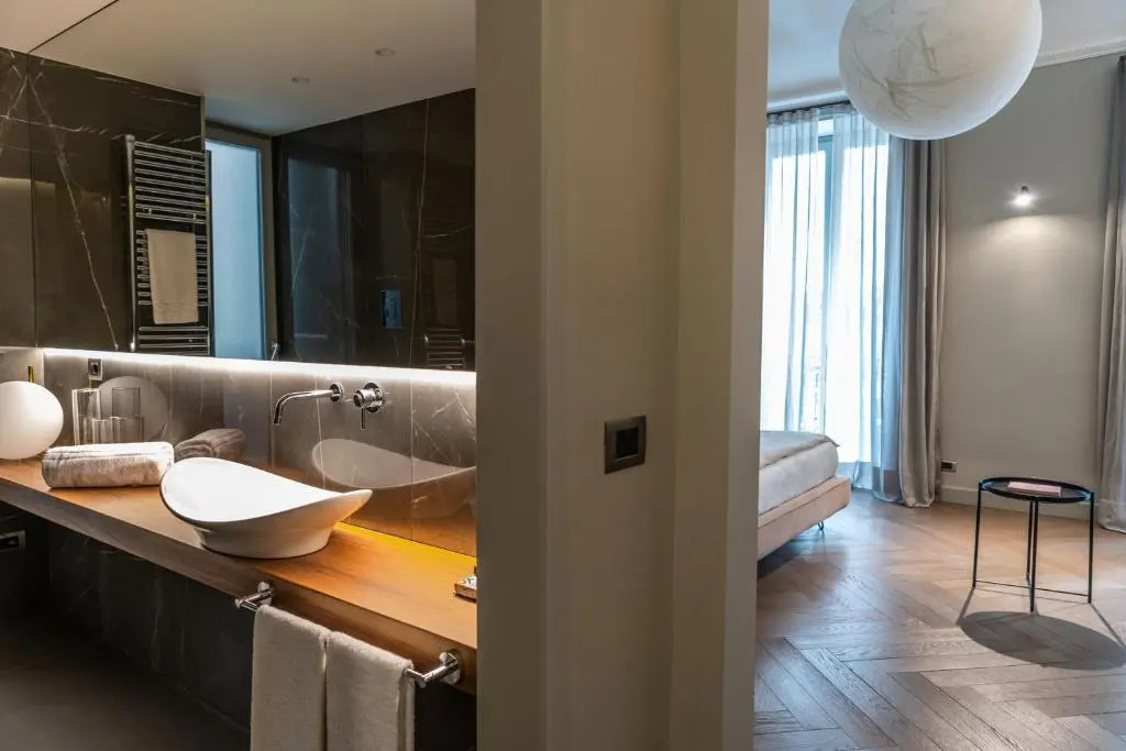 Standard Suite