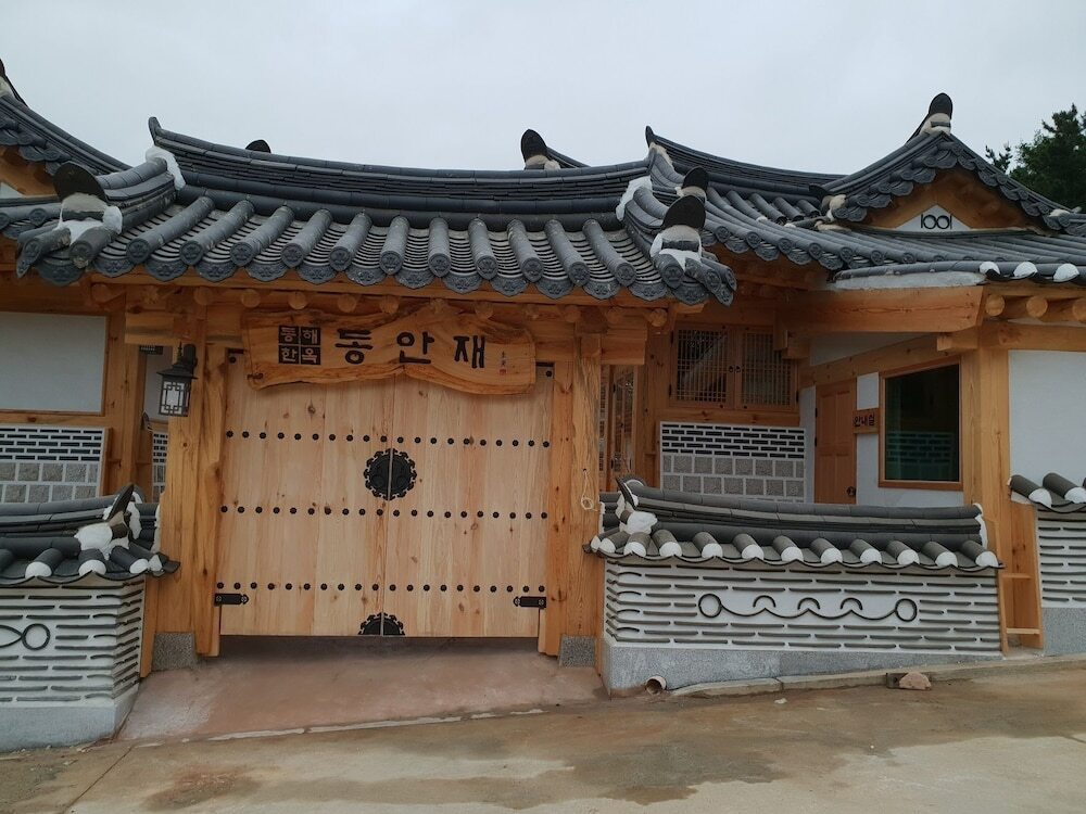 Donghae Hanok Donganjae