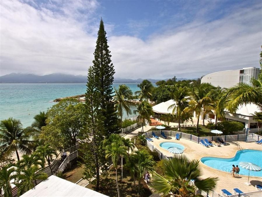 Beach & Waterfront