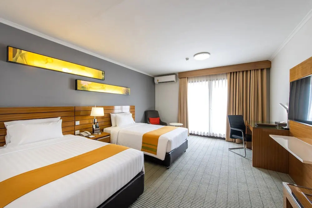 Deluxe Triple room with balcony