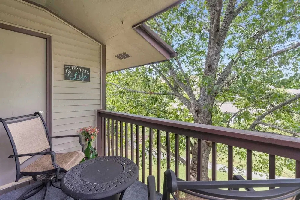 The Cozy Place - Pointe Royale Condo Perfect for Couples!