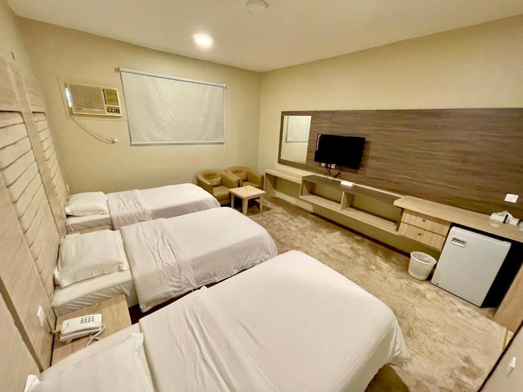 Economy room