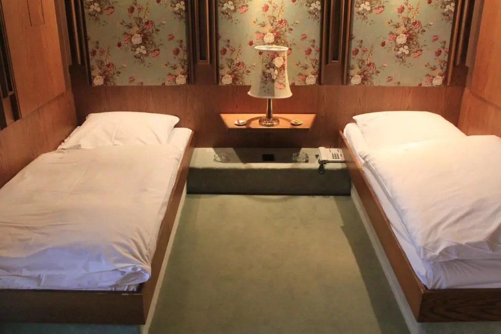 Standard Triple room