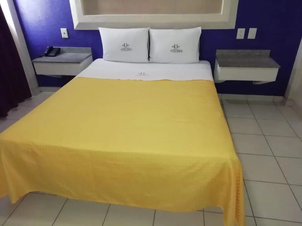 Superior Double room (full double bed)