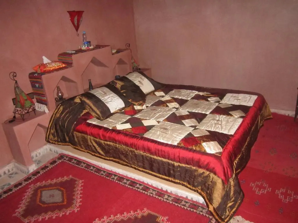 Standard Double room with garden view (full double bed)