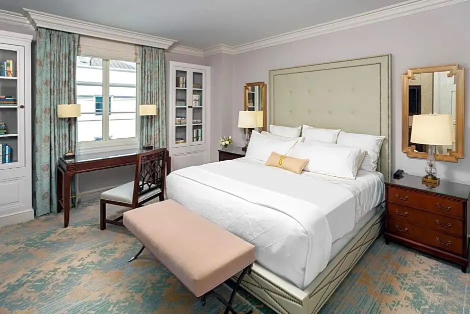 Double Suite (full double bed)