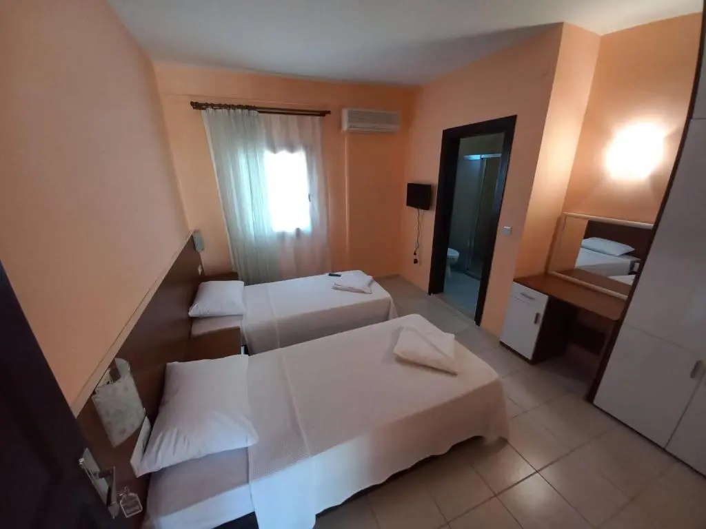 Economy room