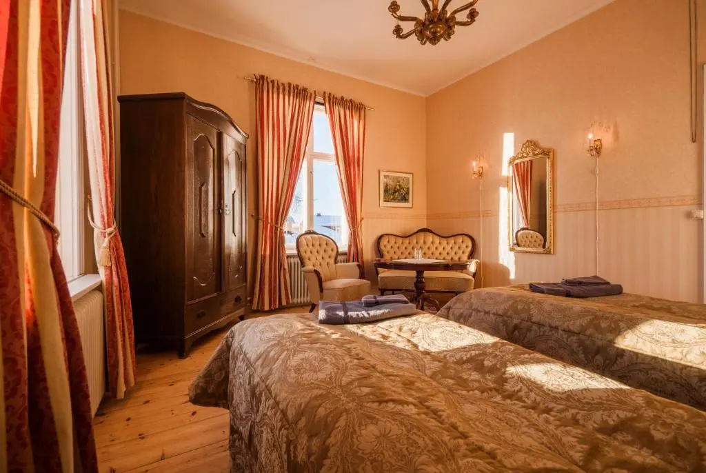 Standard Double room (full double bed)