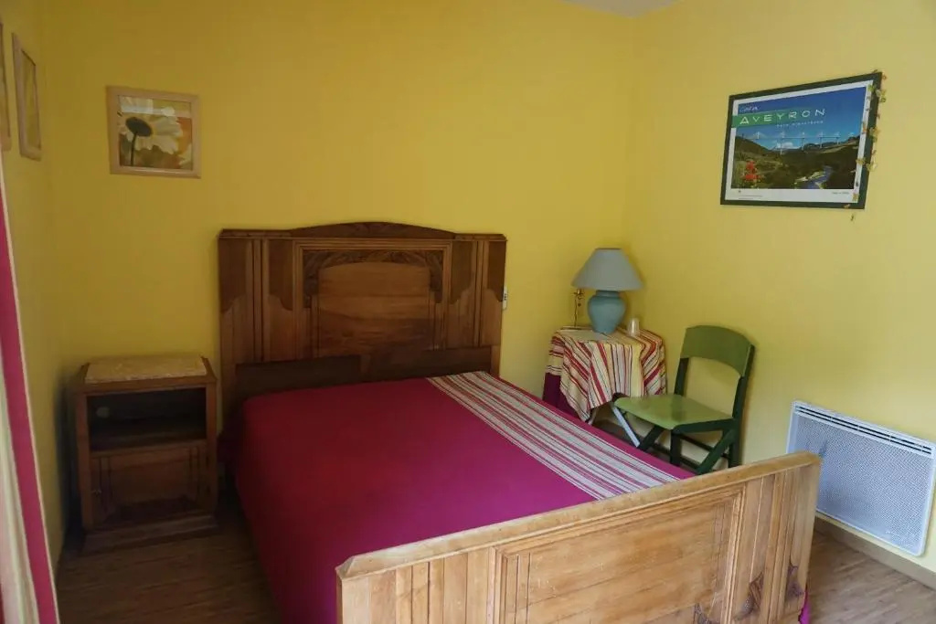 Standard Double room (full double bed)
