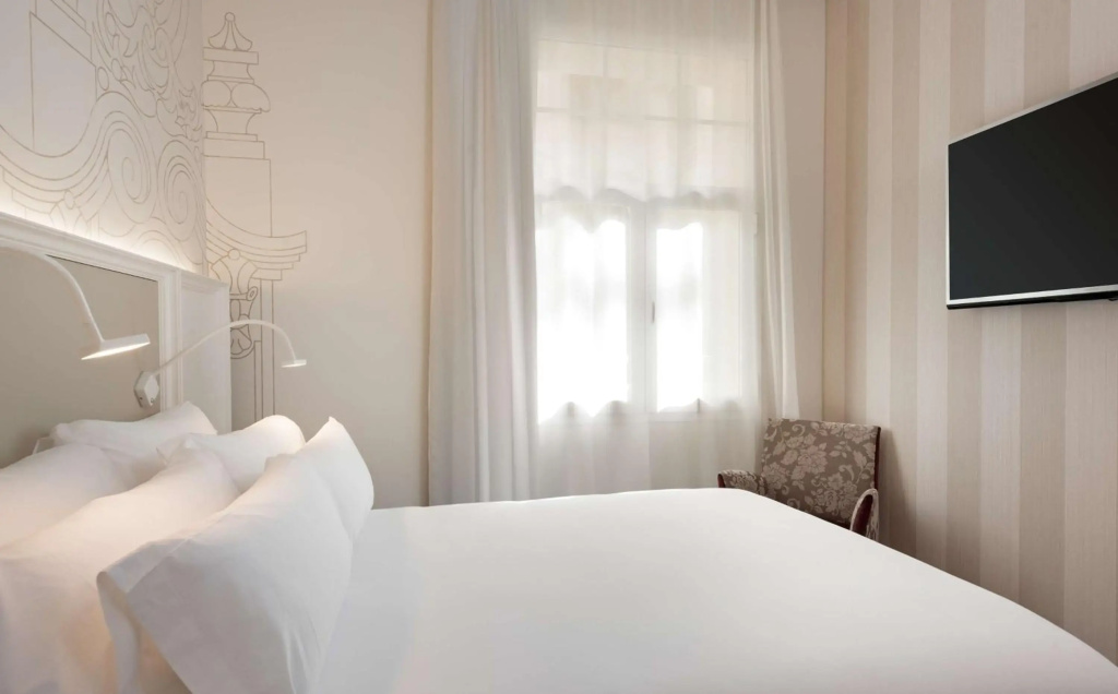 Hotel photo 32