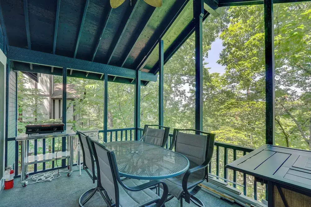 Screened Deck: Margaritaville Lake Resort Retreat!