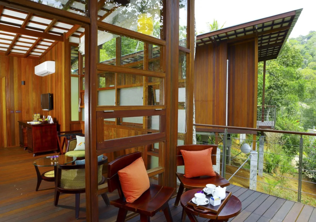 Balcony & Terrace