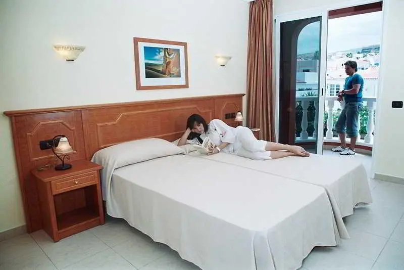 1 Bedroom Apartment with balcony