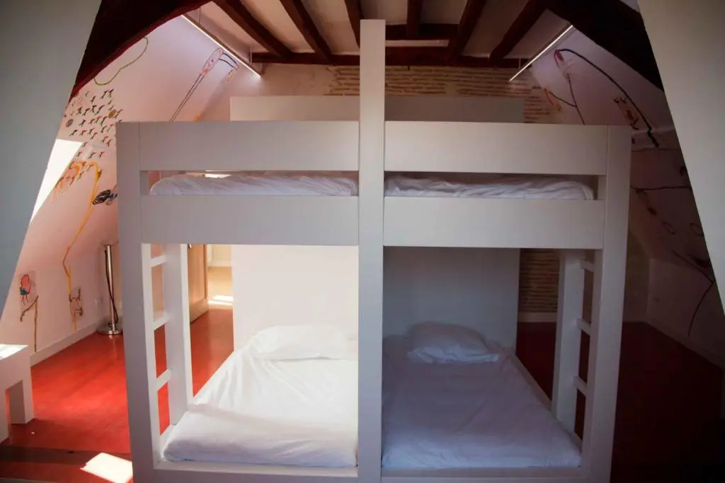SURPRENANTES - Château du Pé - Chambres