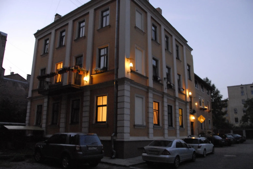 Knights Court Guest House