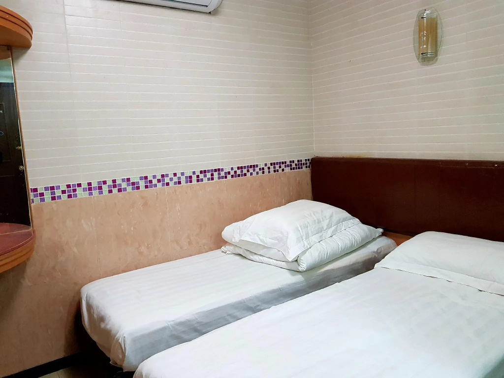 Standard Double room (full double bed)