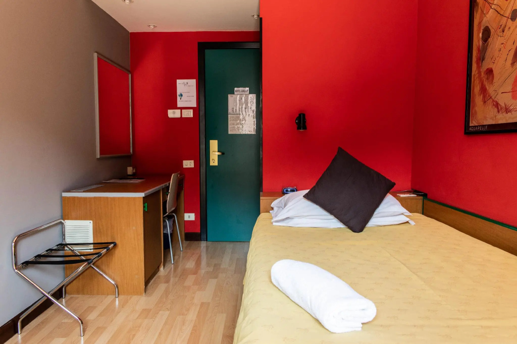 Standard Single room
