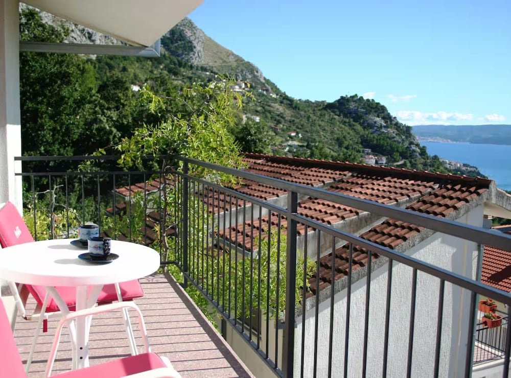 Apartment Almira