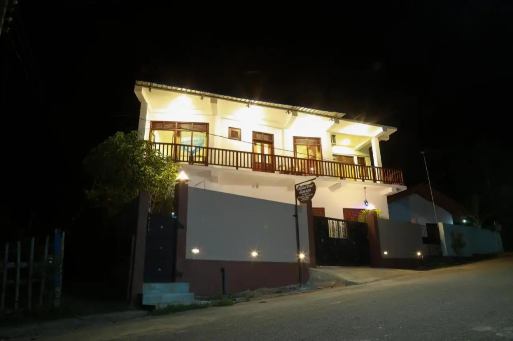 Four season Guest house