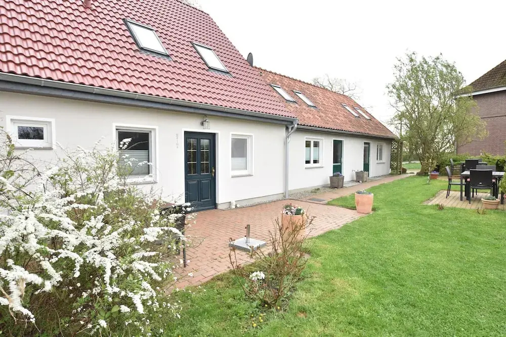 Lovely Apartment in Stellshagen with Garden