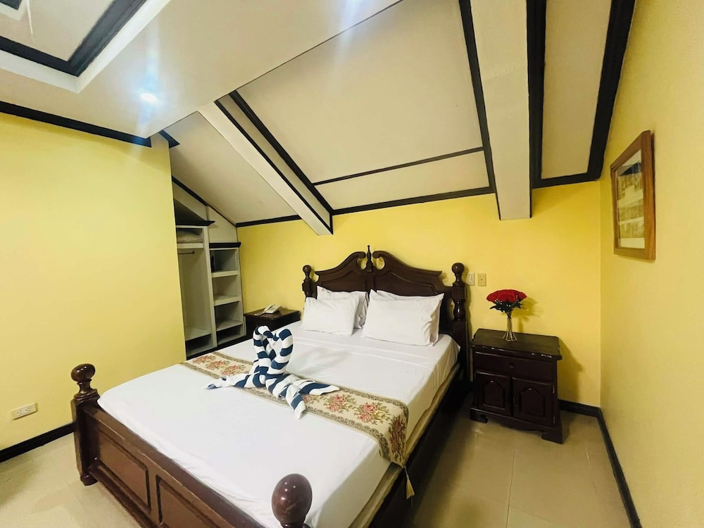 Economy Suite