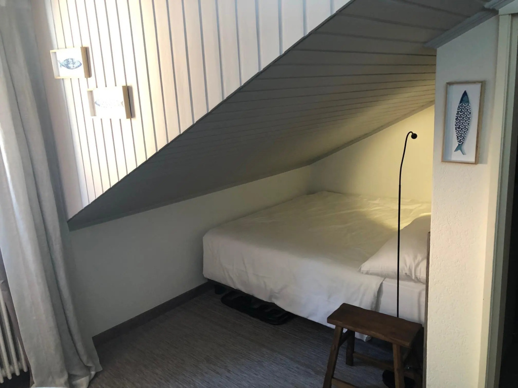 Economy Double Attic room (full double bed)