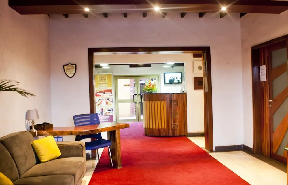 Central Hotel( Osu) - Général