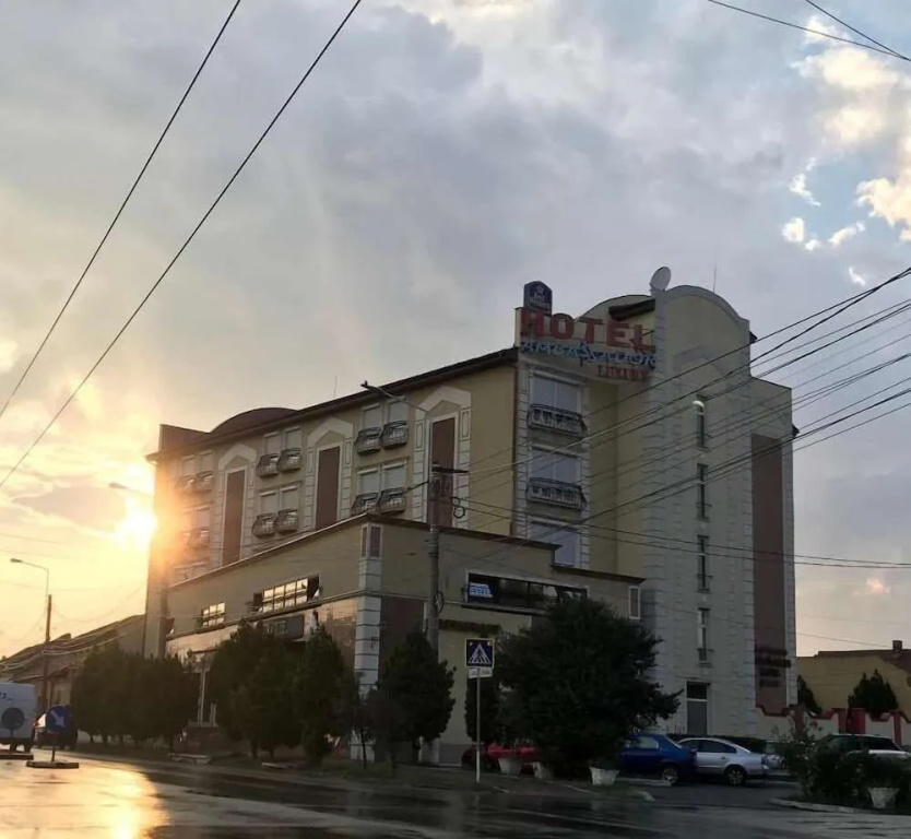 Hotel Ambassador