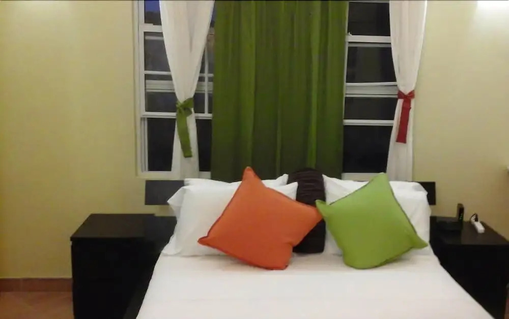 Valley Breeze Guest House - фото 4