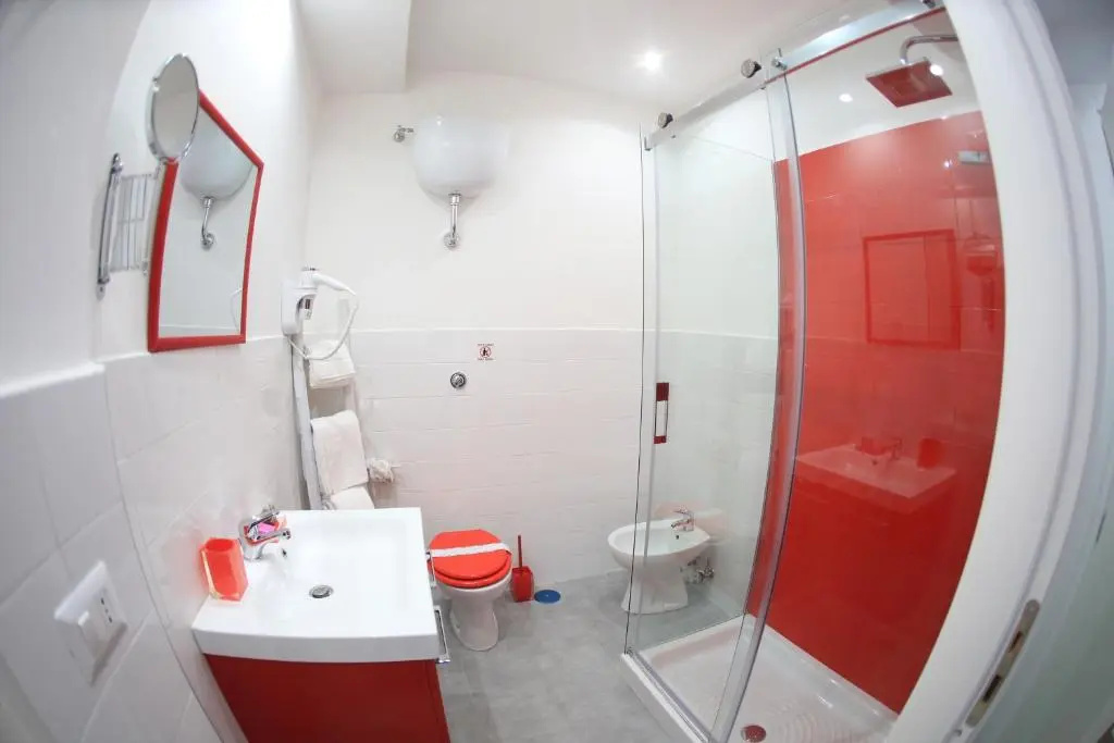 Standard Double room with balcony (full double bed)