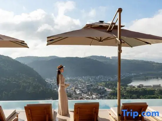 Dayoo Seaview Hotel &Resort