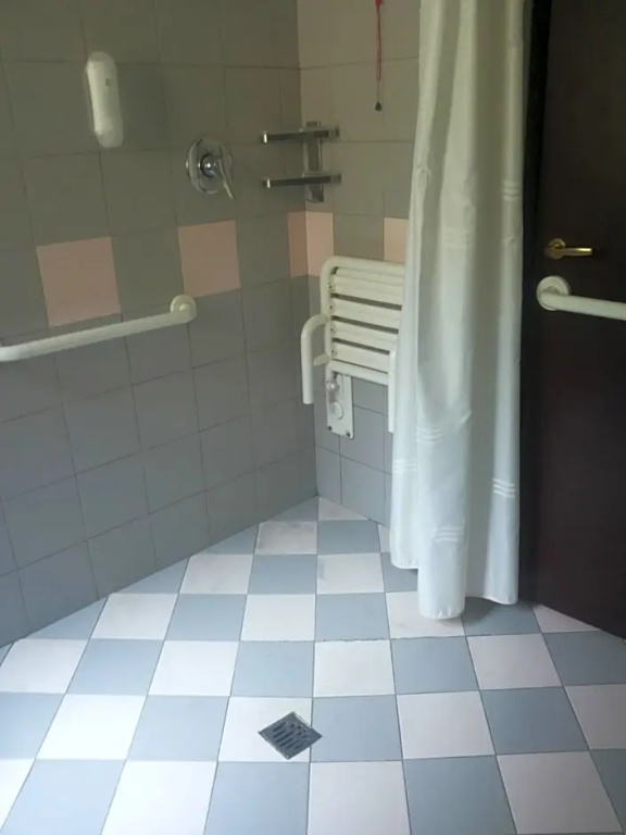Continental Lovere - Chambres