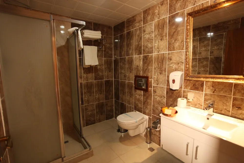 Deluxe Single room with city view (single bed)