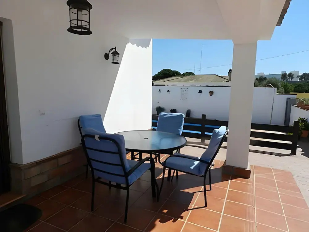 Apartamentos piscina compartida
