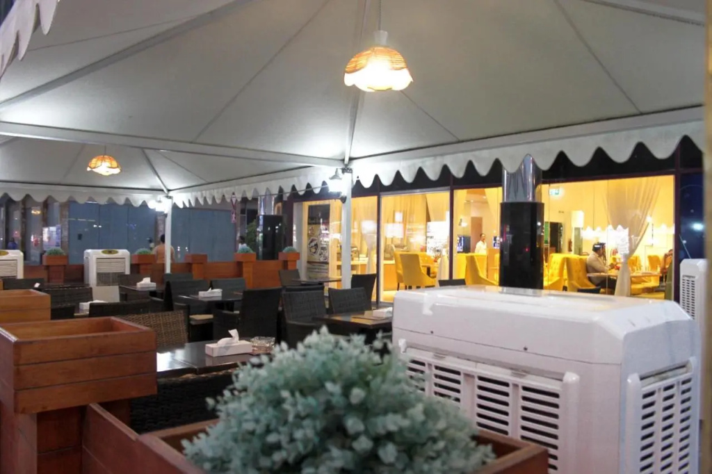 Hotel photo 12