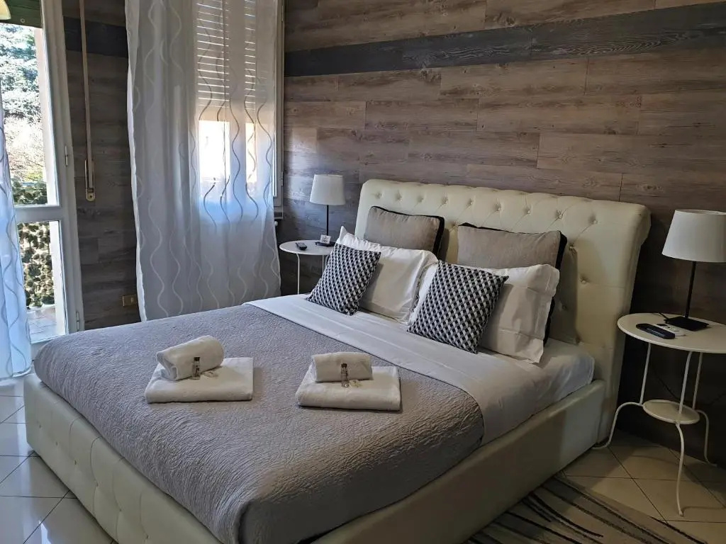 Standard Double room (full double bed)