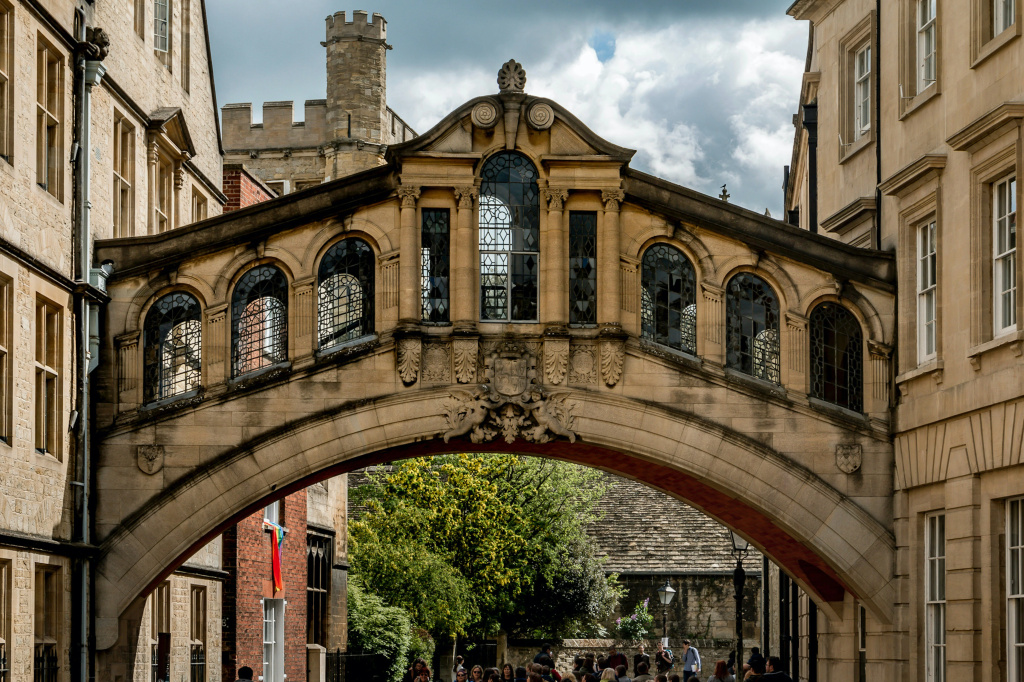 voco Oxford Spires by IHG