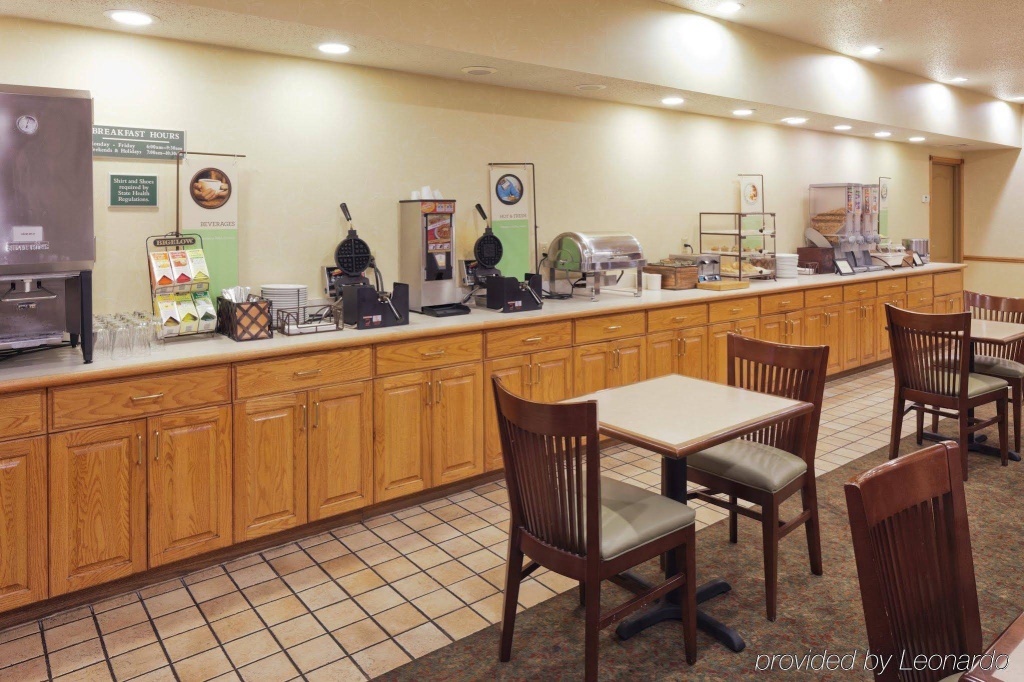 Food & Beverage