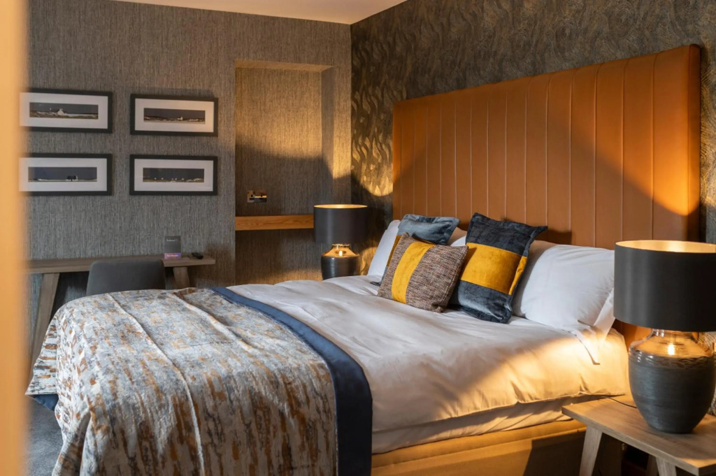 Heathmount Hotel by null